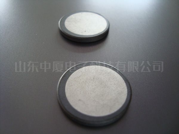 NTC熱(rè)敏電(diàn)阻芯片(圖1)